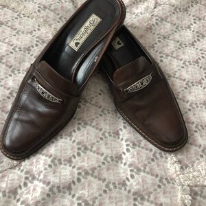 Brighton “Noreen” Brown Leather Women’s Slip-On Loafers with Silver Accent 9.5M